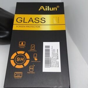 Ailun Gold and Black Screen Protector